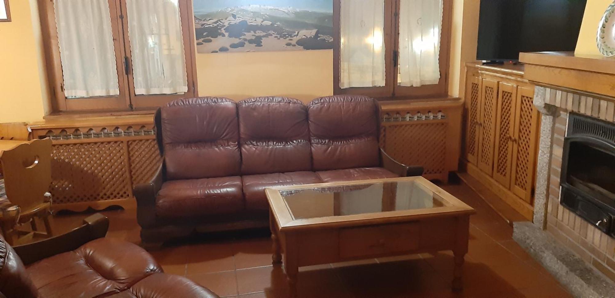 Casa Rural El Casillo Del Abuelo Goyo Pensionat Navarredonda de Gredos Exteriör bild